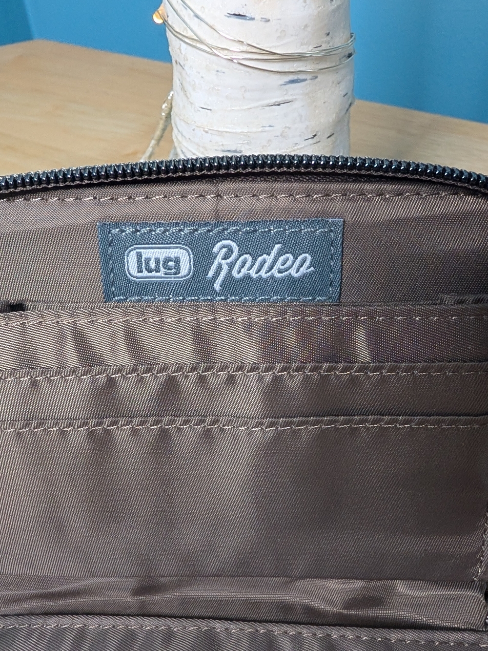 Lug Rodeo Quilted Wallet - Taupe - Picture 6 of 10